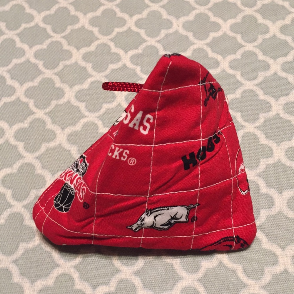 Arkansas Razorbacks Handmade Quilted Pouch Bag - Picture 3 of 5